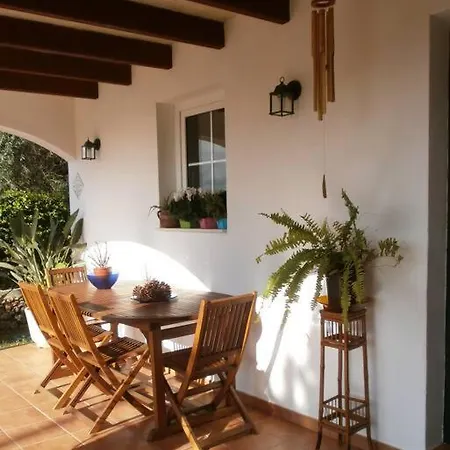 Confortable Individual Con Piscina Y Jardin *