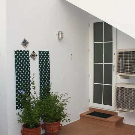 Vakantiehuis Confortable Individual Con Piscina Y Jardin