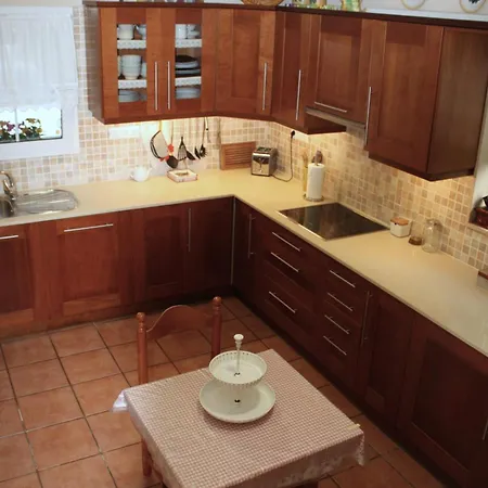Vakantiehuis Confortable Individual Con Piscina Y Jardin